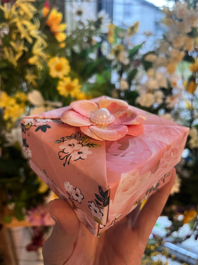 Origami paper box